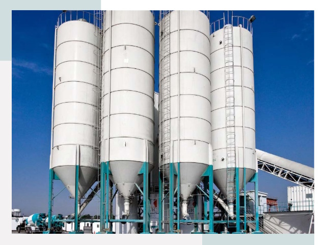 Строительство цементных силосов в Лысьве